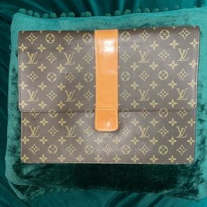 Louis Vuitton Document Holder and Clutch